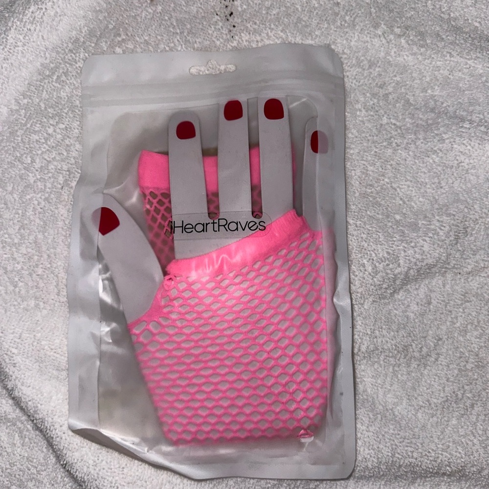 Pink Fishnet Gloves 🌸🌸🌸